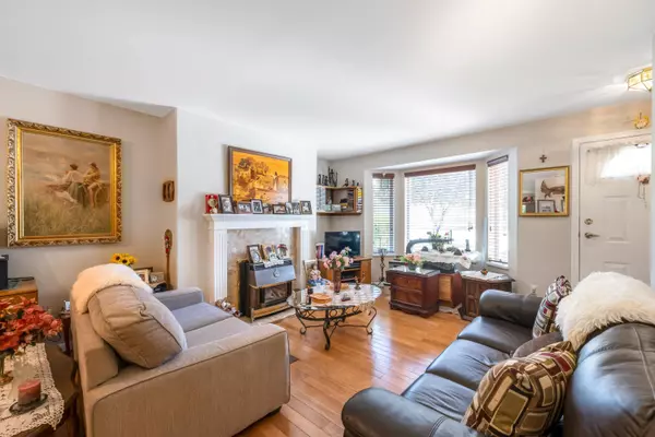Maple Ridge, BC V2X 0R6,22308 124 AVE #25