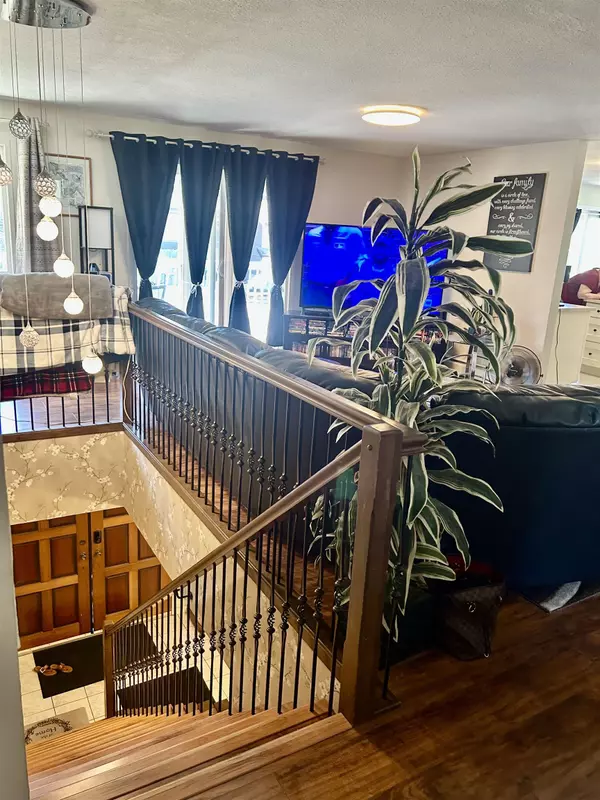 Maple Ridge, BC V2X 8N4,20929 Hunter PL