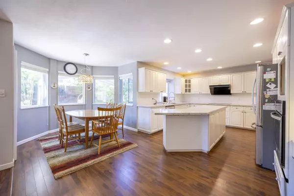 Surrey, BC V4N 1M5,10663 168th ST