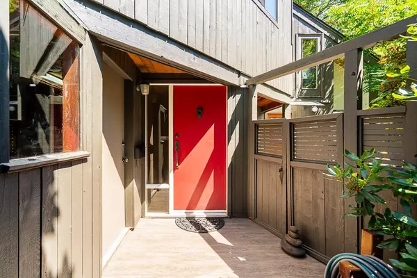West Vancouver, BC V7W 2H9,6680 Wellington AVE