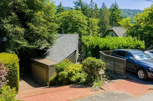 West Vancouver, BC V7W 2H9,6680 Wellington AVE