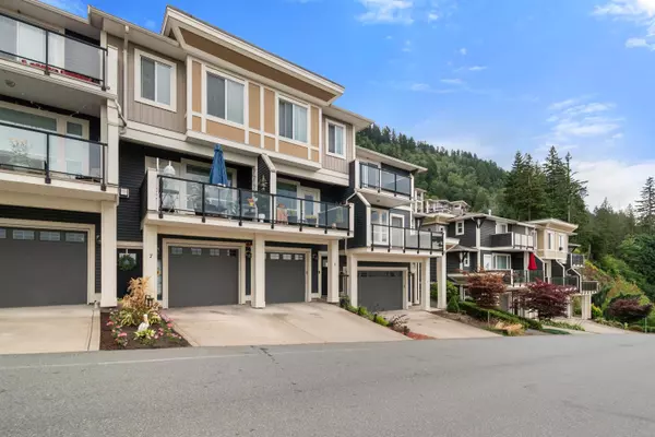 Chilliwack, BC V2R 0W1,6026 Lindeman ST #7