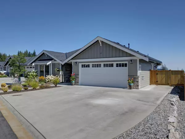 Sechelt, BC V7Z 0S4,5634 Kingbird CRES