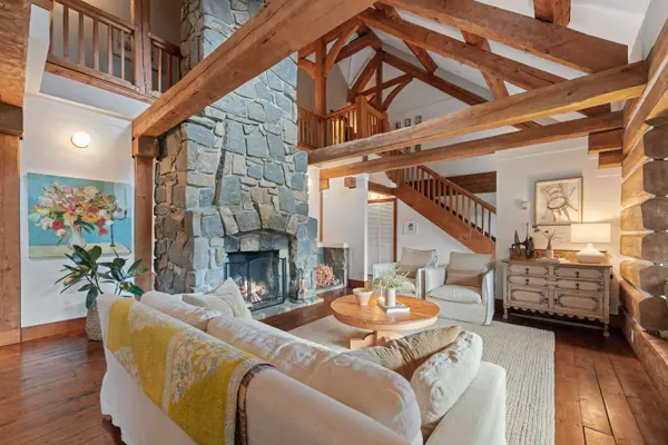 West Vancouver, BC V7W 1V6,5851 Eagle IS