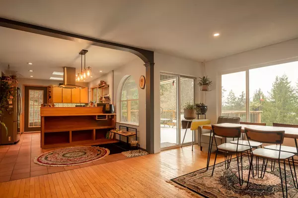 5220 Claydon RD Garden Bay, BC V0N 1S1