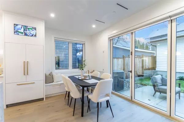 Vancouver, BC V5L 2H8,1982 Venables ST #2