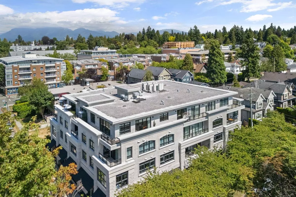 Vancouver, BC V6M 2C8,2089 W 43rd AVE #PH4