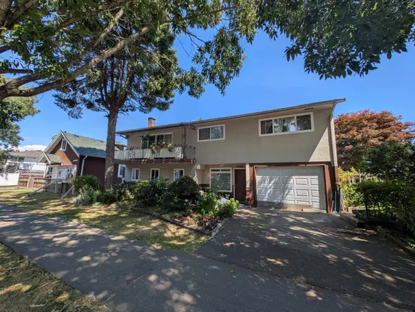 Vancouver, BC V5S 2M4,6388 Elliott ST