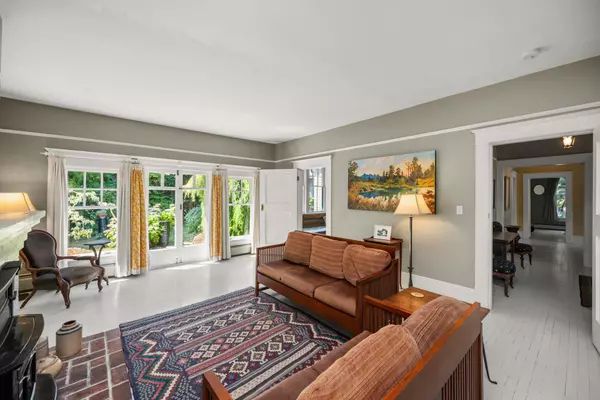 Maple Ridge, BC V2X 5K4,12535 216 ST