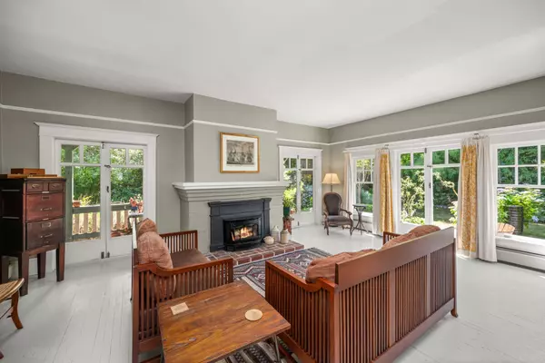 Maple Ridge, BC V2X 5K4,12535 216 ST