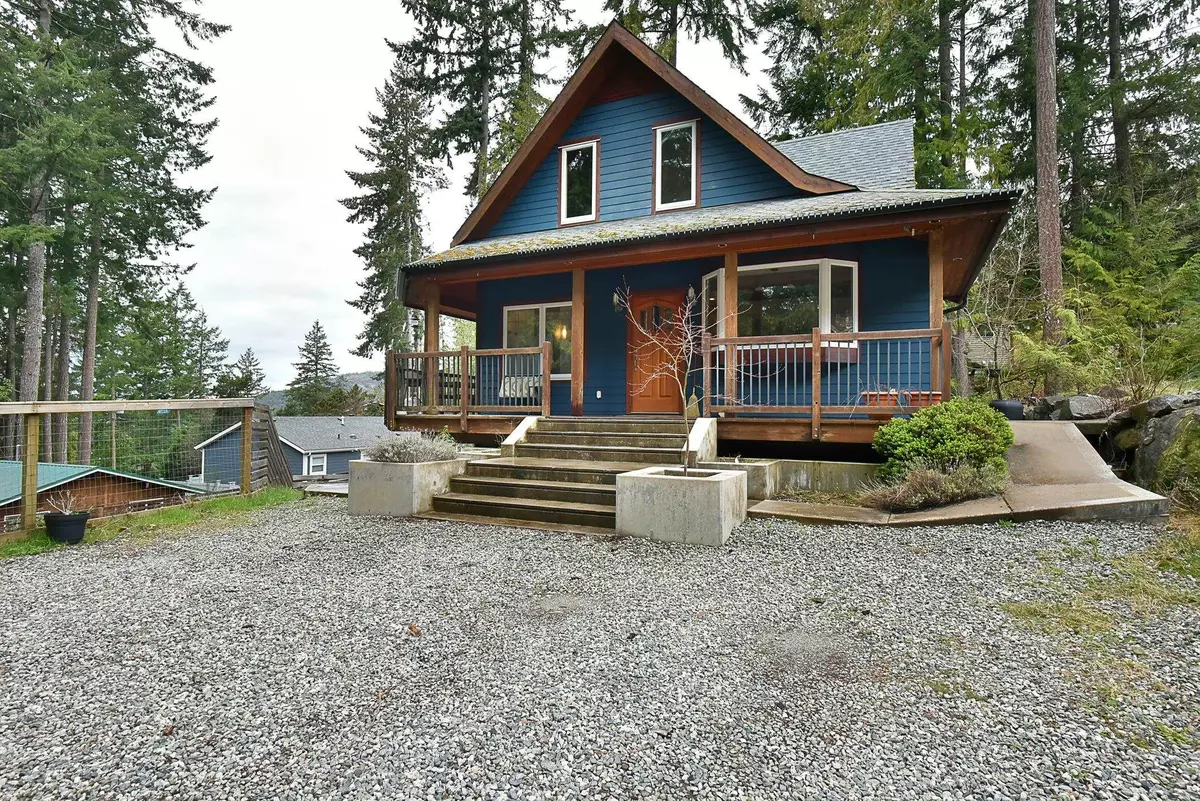 Pender Harbour, BC V0N 2H1,5062 Parkview RD