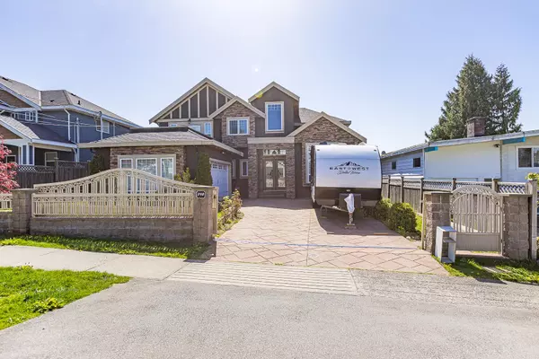 710 Roderick AVE, Coquitlam, BC V3K 1P5