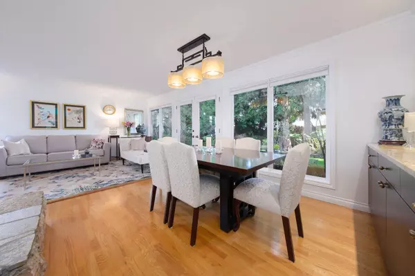 Burnaby, BC V5E 4A7,7650 Berkley ST