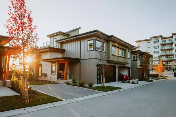 Tsawwassen, BC V4M 0E1,2426 Rabbit DR #106