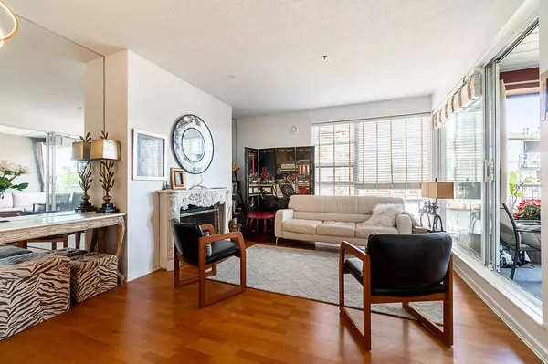 Vancouver, BC V5P 2S7,1820 E Kent Avenue South AVE #310