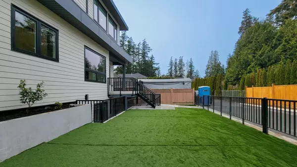 Surrey, BC V4A 9K9,13525 16th AVE