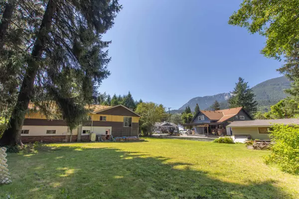 Squamish, BC V0N 1H0,1397 Judd RD