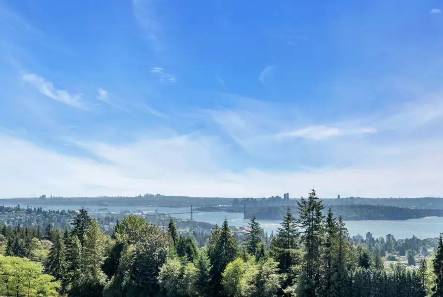 2101 Union CT, West Vancouver, BC V7S 0B1