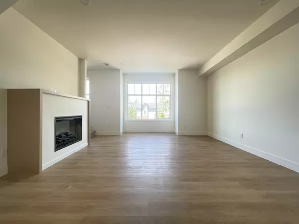 Surrey, BC V3Z 1J9,2350 165 ST #9