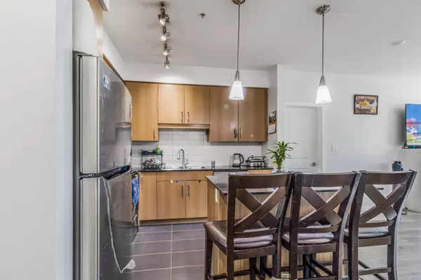 22290 North Ave AVE #306, Maple Ridge, BC V2X 8Z8
