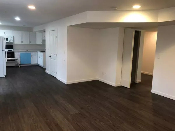 Coquitlam, BC V3E 2Z8,3320 Rosalie CT #Basement