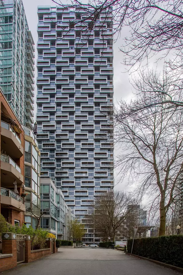 Vancouver, BC V6Z 1C4,1480 Howe Street #4607