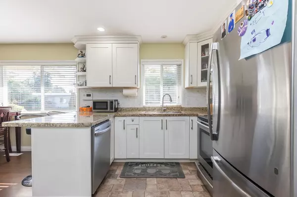 Abbotsford, BC V2T 2V4,2789 Centennial ST