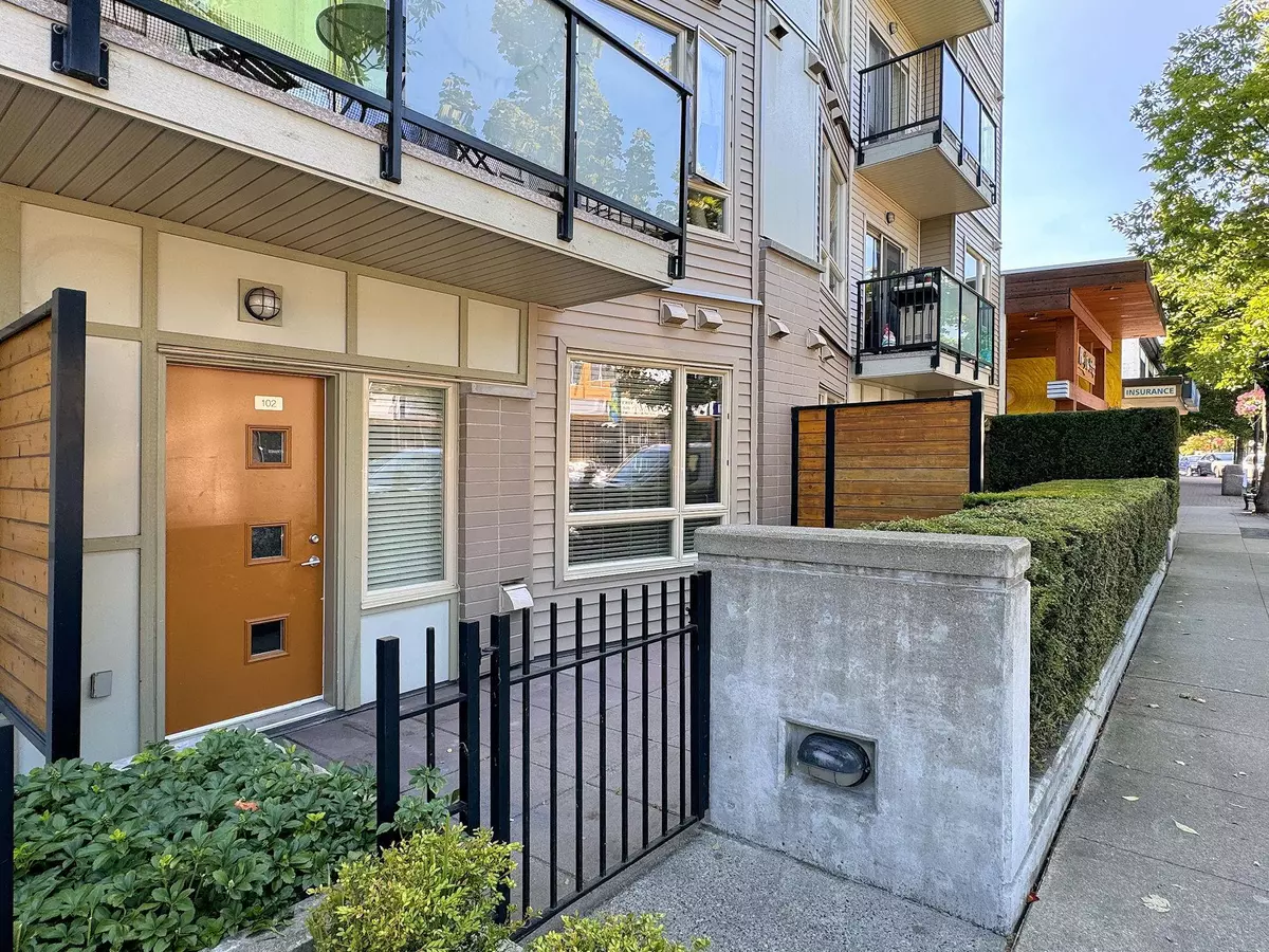 Langley, BC V3A 0C6,20460 Douglas CRES #102