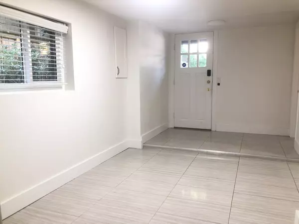 Vancouver, BC V6N 2S3,36XX W 36 AVE