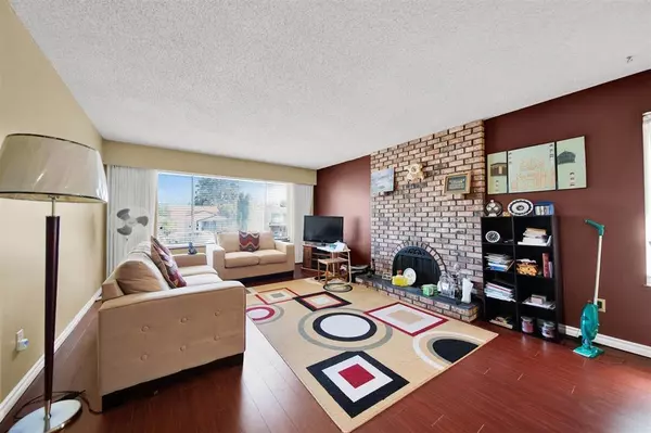 Coquitlam, BC V3E 1H9,1238 Wise CT