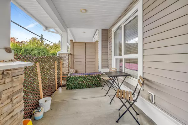 Maple Ridge, BC V2W 0J5,24108 104 AVE #2