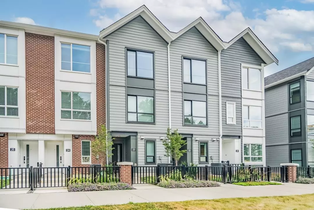 Abbotsford, BC V2S 0N7,2886 Montrose AVE #23