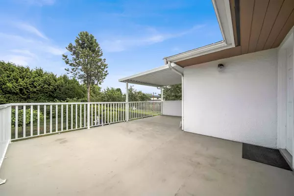 Richmond, BC V6X 2R8,3760 Bargen DR