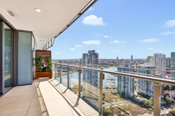 Vancouver, BC V6Z 0E7,89 Nelson ST #2820