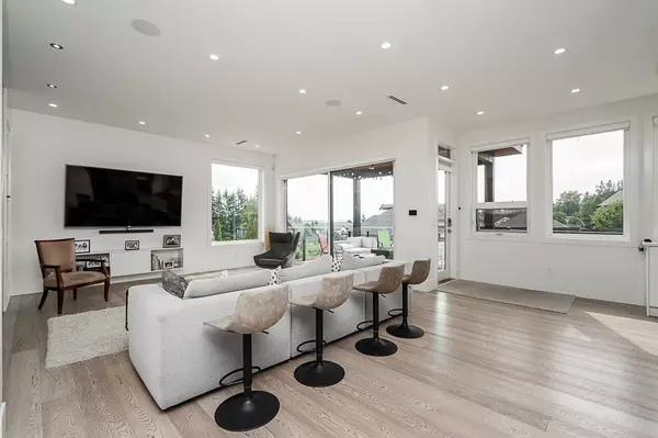 Surrey, BC V3X 0H5,5545 146 ST