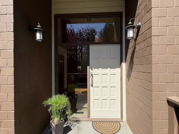 West Vancouver, BC V7W 1T5,5651 Westhaven RD