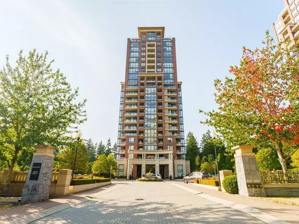 6823 Station Hill DR #1004, Burnaby, BC V3N 0A9