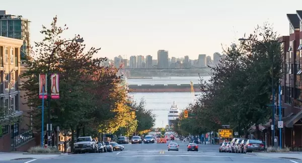 North Vancouver, BC V7M 1X7,341 W 19th ST