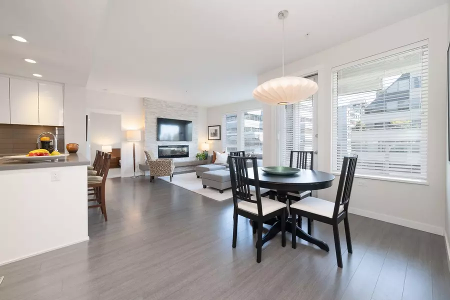 255 W 1st ST #223, North Vancouver, BC V7M 3G8