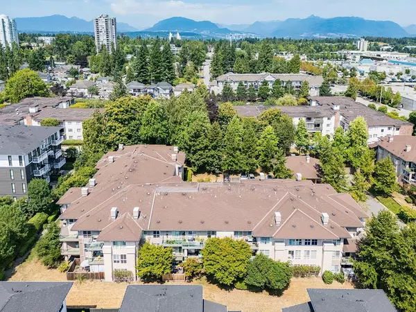 14981 101a AVE #108, Surrey, BC V3R 0T1
