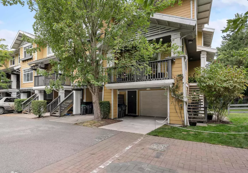 15233 34th AVE #18, Surrey, BC V3S 2T7