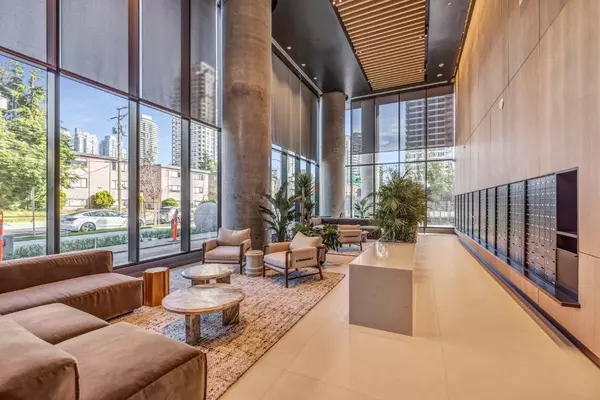 5987 Wilson AVE #2502, Burnaby, BC V5H 0L7
