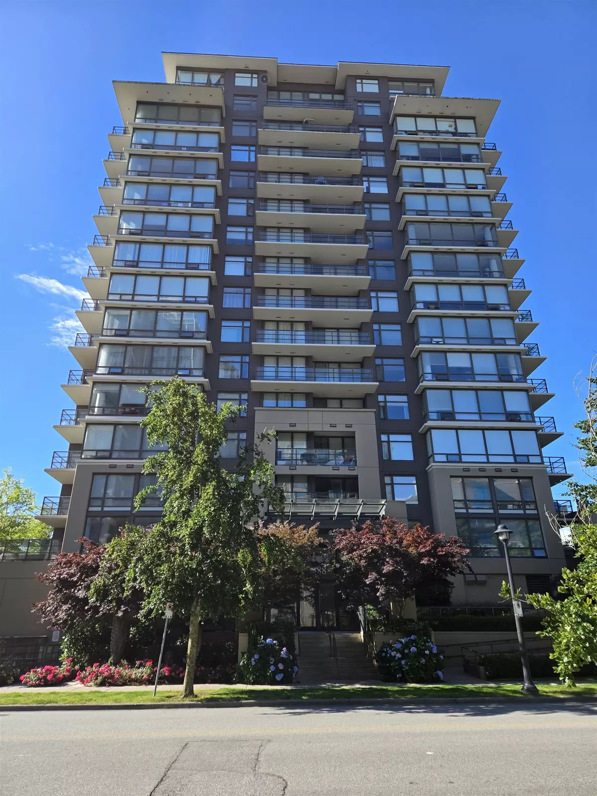 Richmond, BC V6Y 4M1,9188 Cook RD #505