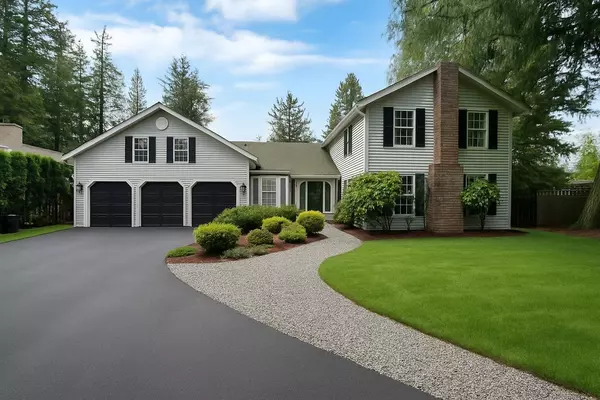 13866 56 AVE, Surrey, BC V3X 2Z8