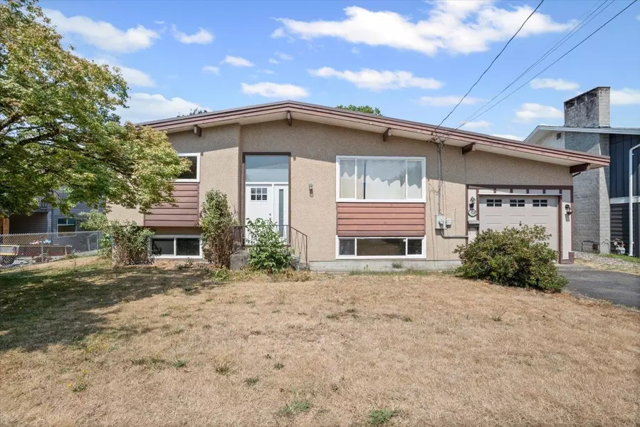 45259 Stirling AVE, Chilliwack, BC V2R 2M7