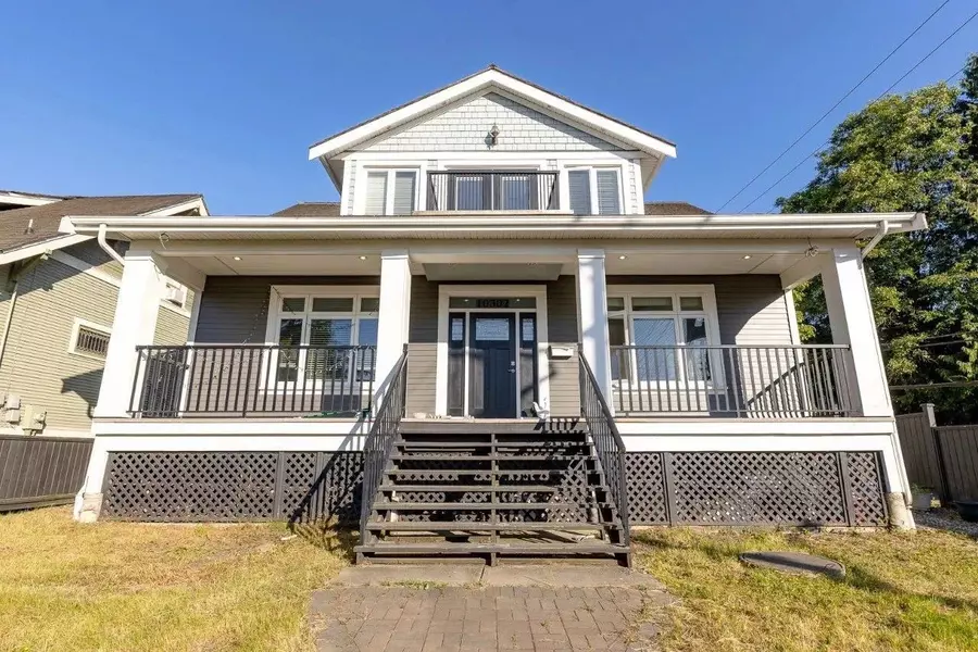 10302 Main ST, Delta, BC V4C 2P4