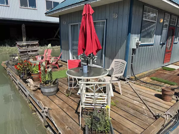 Richmond, BC V6V 1E2,23220 Dyke RD