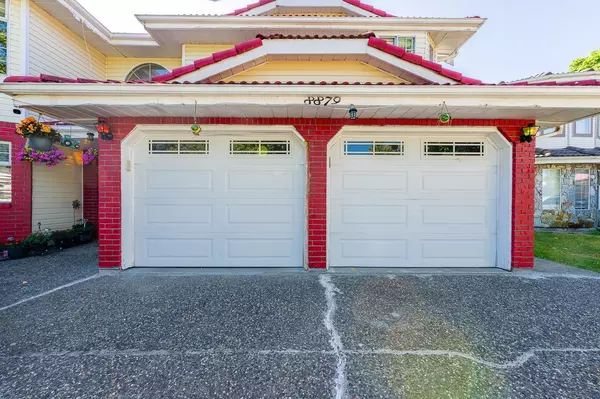 Surrey, BC V3V 7W5,8879 141b ST