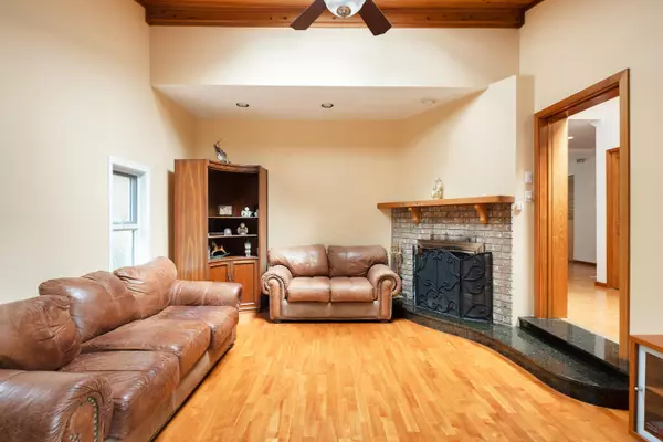 Vancouver, BC V6L 1R5,2929 W 24th AVE