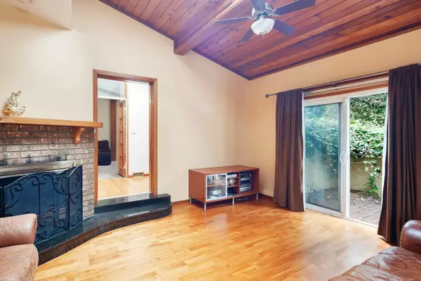 Vancouver, BC V6L 1R5,2929 W 24th AVE